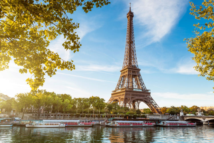 France-1-The-Eiffel-Tower-e1492754610997